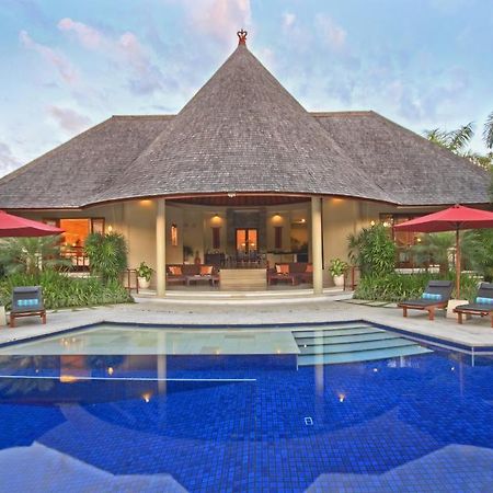 The Kunja Villa-Hotel Seminyak Exterior foto